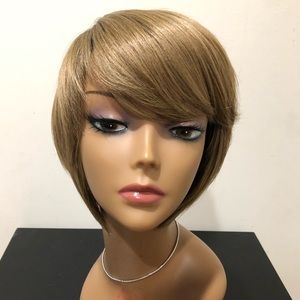 Bob Style Blond Color Wig 100% premium fiber Brand New Office outing casual